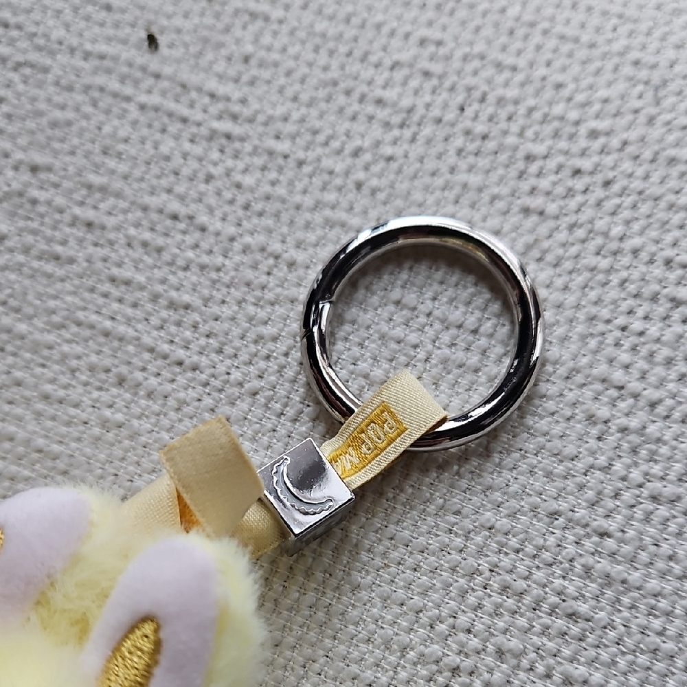 PIN FOR LOVE LABUBU - LETTER F - Picture 6 of 11